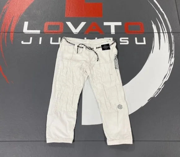 ESTILO BLACK LABEL TATAMI GI- GREY ON WHITE